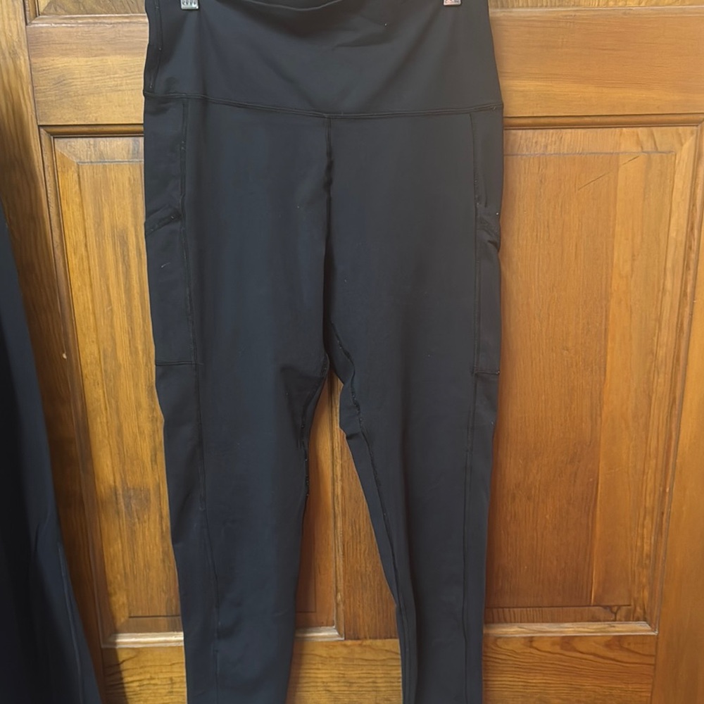 OFFLINE Black Leggings